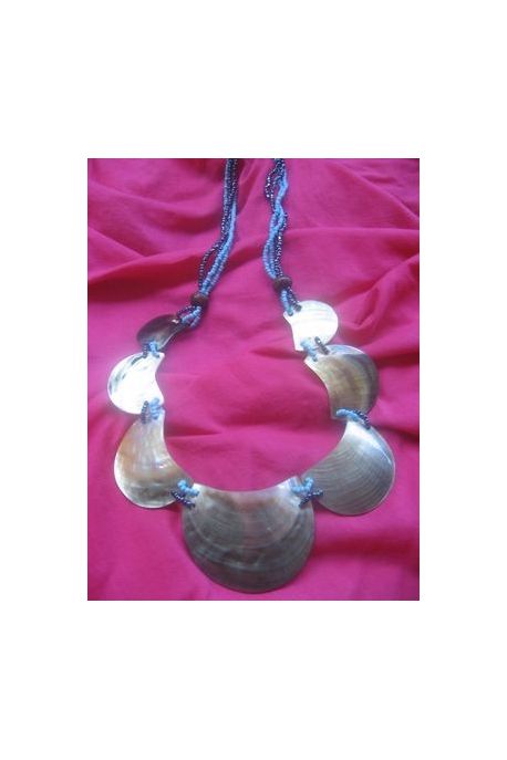 CO660 collier 7 demi lune de nacre
